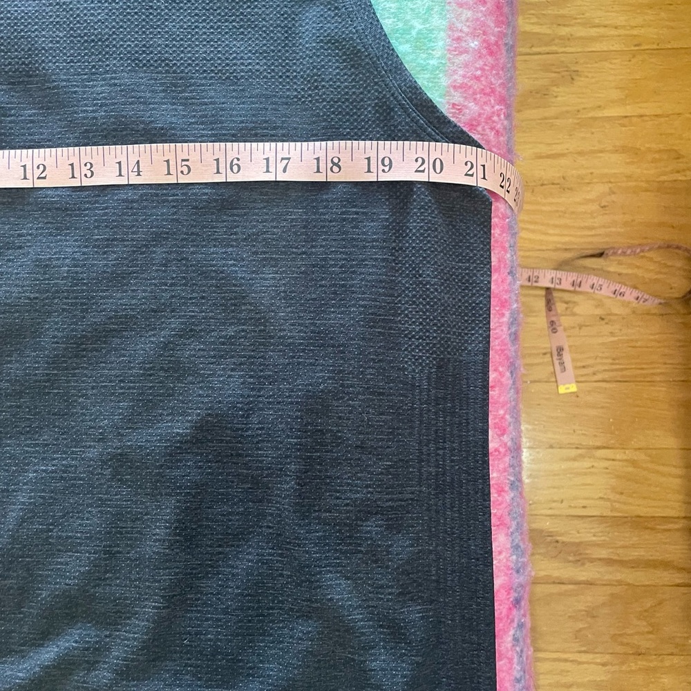 Lululemon Vent Tech - image 4